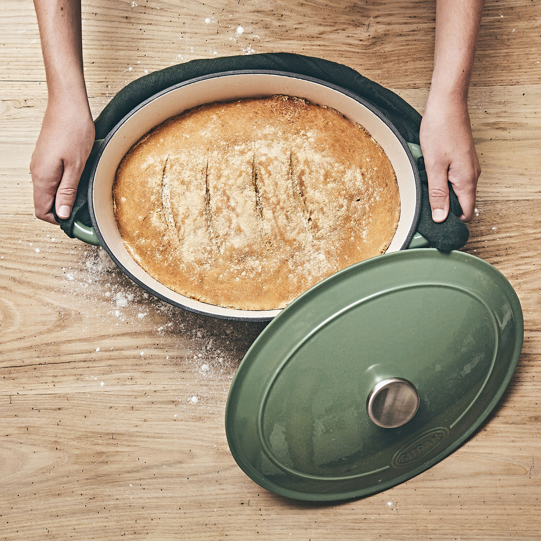 Pain à l'ancienne cuit en cocotte