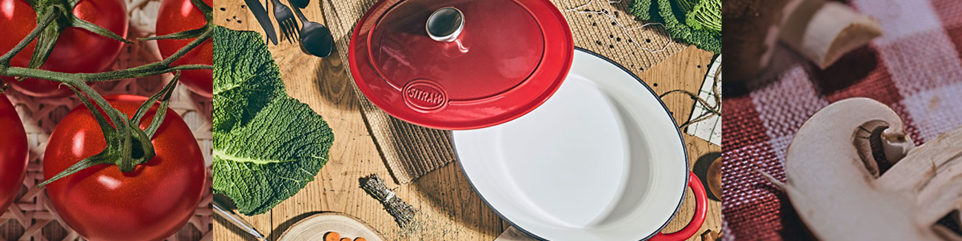 Cocotte en fonte ovale rouge profond